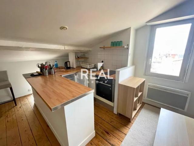 Location Appartement Rue Fondaudège, Bordeaux
