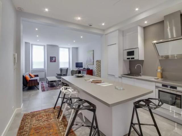 Location Appartement Rue Fondaudège, Bordeaux