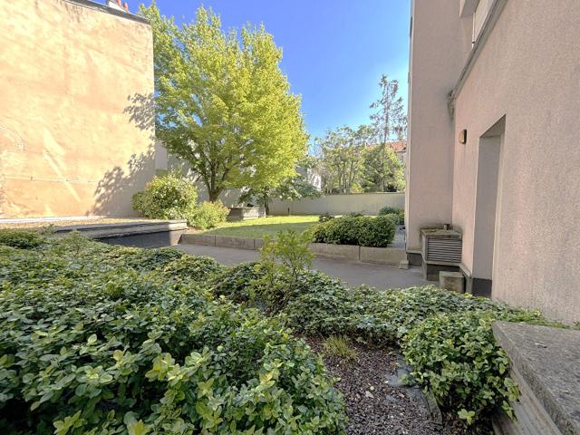 Location Appartement Rue Favart d'Herbigny, Reims