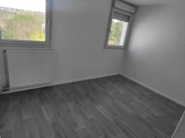 Location Appartement Rue Ferdinand Faulcon, La Tour du Pin