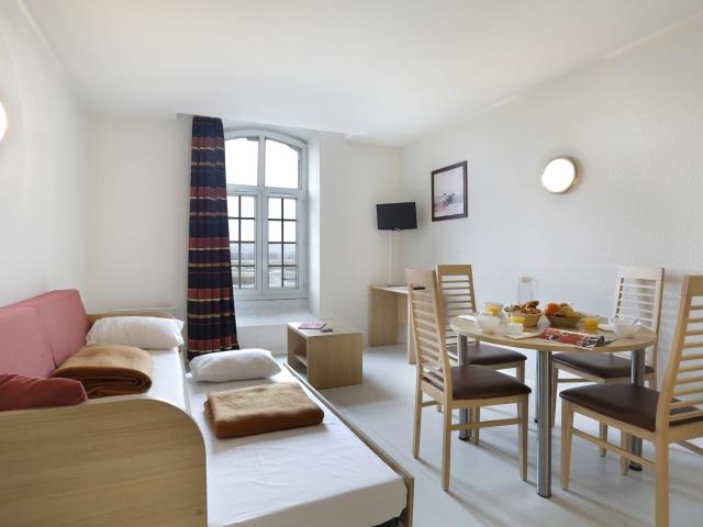 Location Appartement Rue François Bonal, Épernay