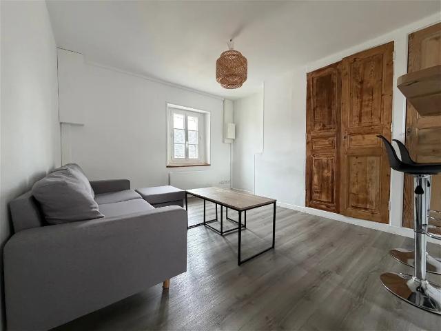 Location Appartement Rue Franciade, Blois