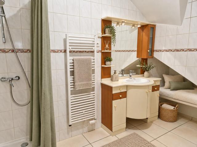 Location Appartement Rue Francis Marcero, Narbonne