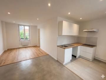 Location Appartement Rue Francisco Ferrer, Persan