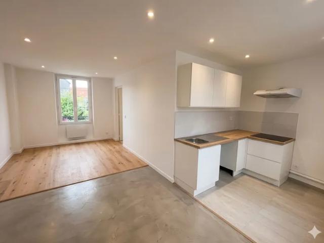 Location Appartement Rue Francisco Ferrer, Persan