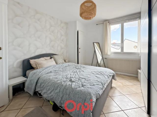 Location Appartement Rue Frédéric Fays, Villeurbanne