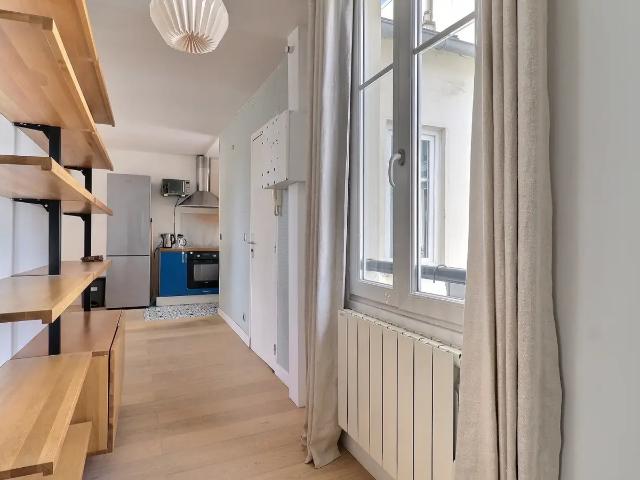 Location Appartement Rue Fromentin, Paris