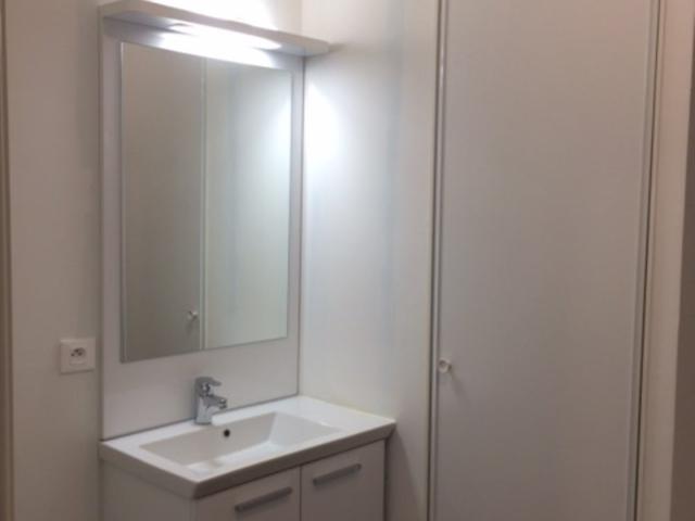 Location Appartement Rue Fulgencio Gimenez, Vaulx en Velin