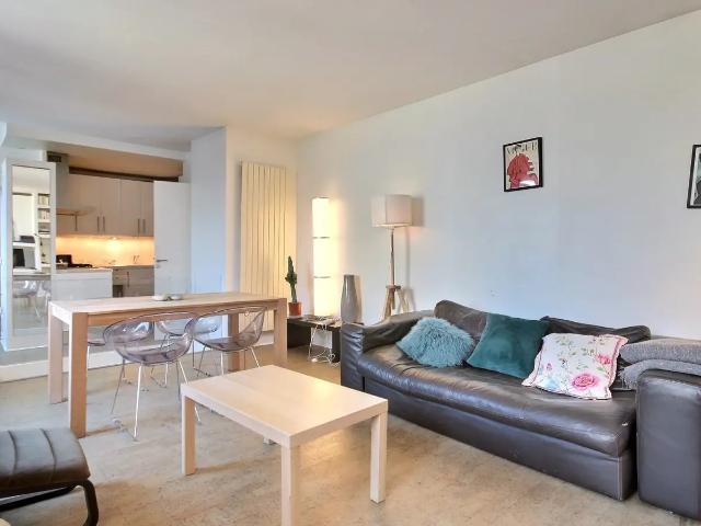 Location Appartement Rue Keller, Paris