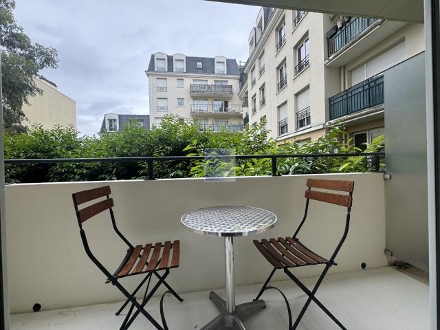 Location Appartement Rue Kilford, Courbevoie