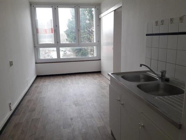 Location Appartement Rue Hoche, Lille