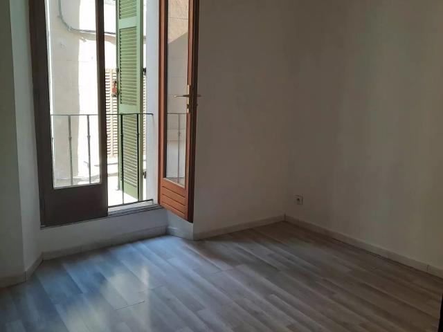 Location Appartement Rue Hoche, Trets