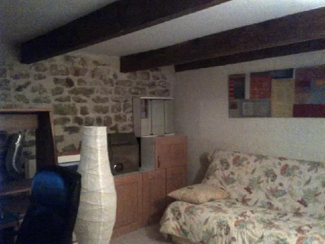 Location Appartement Rue Hoche, Trets