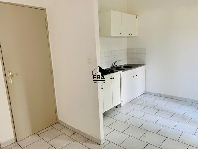 Location Appartement Rue Honoré Daumier, Saint Cannat