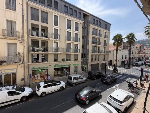 Location Appartement Rue Honoré Euzet, Sète