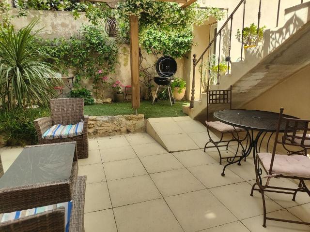 Location Appartement Rue Haute, Loupian