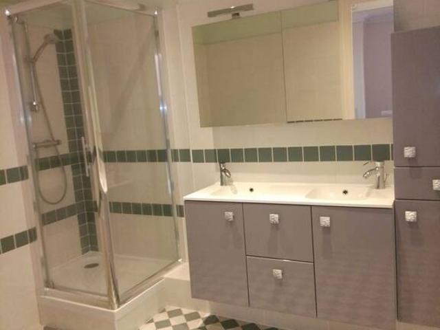 Location Appartement Rue Hébert, Grenoble