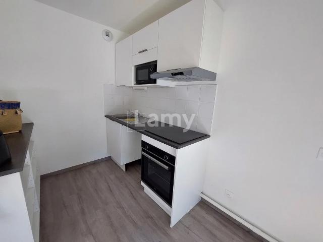Location Appartement Rue Hector Berlioz, Jassans Riottier