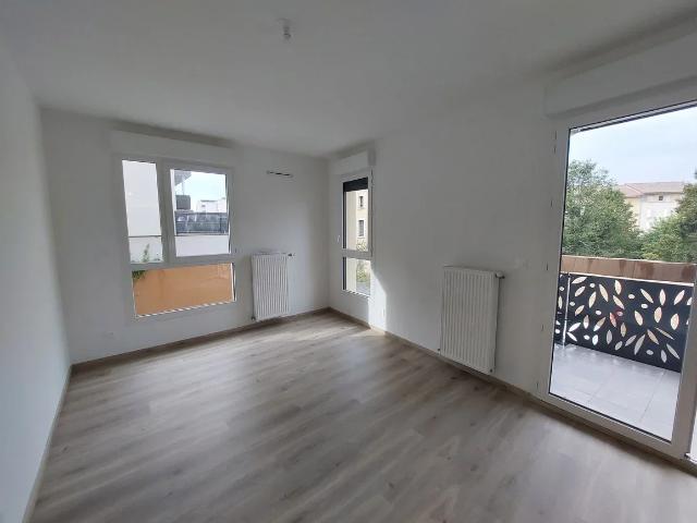 Location Appartement Rue Hector Berlioz, Jassans Riottier
