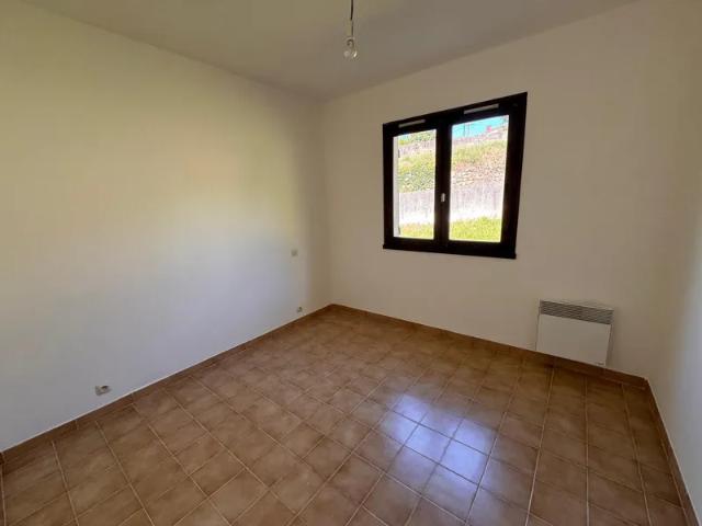 Location Appartement Rue Hélène Boucher, Saint Ambroix