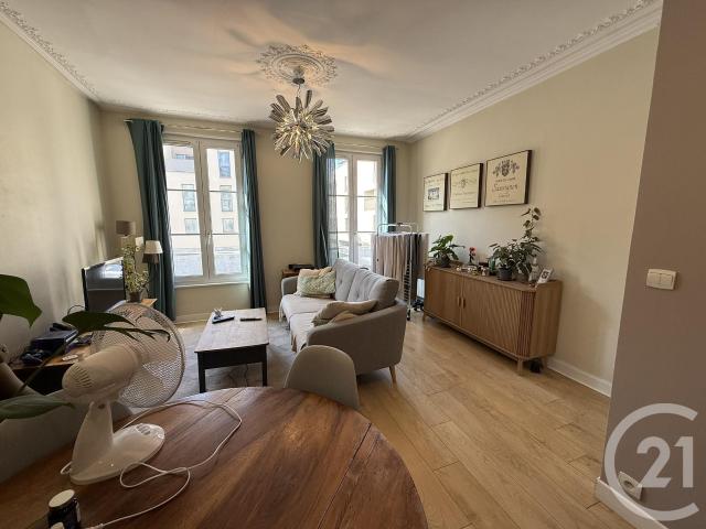 Location Appartement Rue Henri Dunant, Luisant