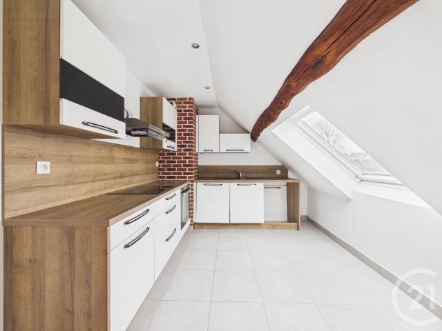 Location Appartement Rue Henri Dunant, Luisant