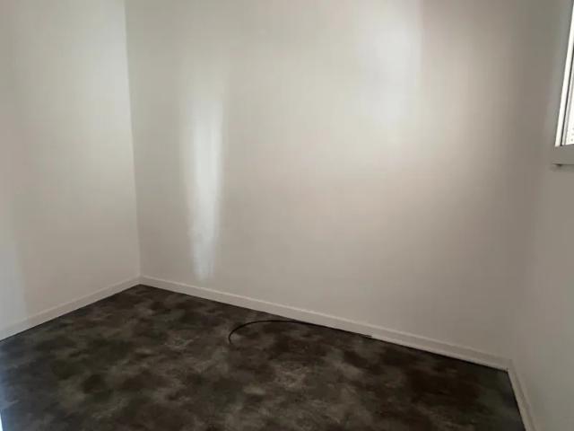 Location Appartement Rue Henri IV, Nîmes