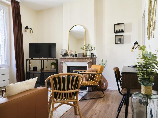 Location Appartement Rue Henri IV, Reims