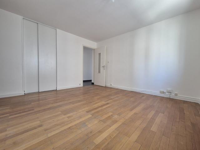Location Appartement Rue Henri Moissan, Grenoble