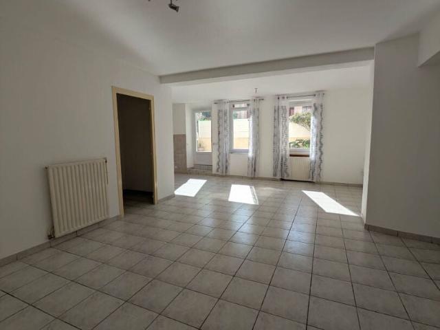 Location Appartement Rue Henri Mazade, Bourg de Péage