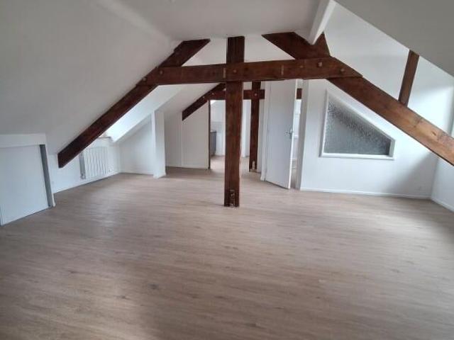 Location Appartement Rue Henri Servain, Saint Brieuc