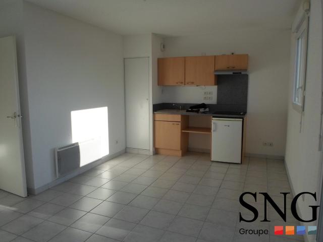 Location Appartement Rue Henri Veniard, Saint Georges des Groseillers