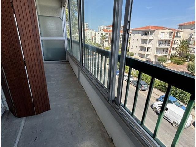 Location Appartement Rue Hispano Suiza, Perpignan