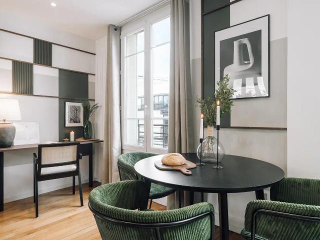 Location Appartement Rue Humblot, Paris
