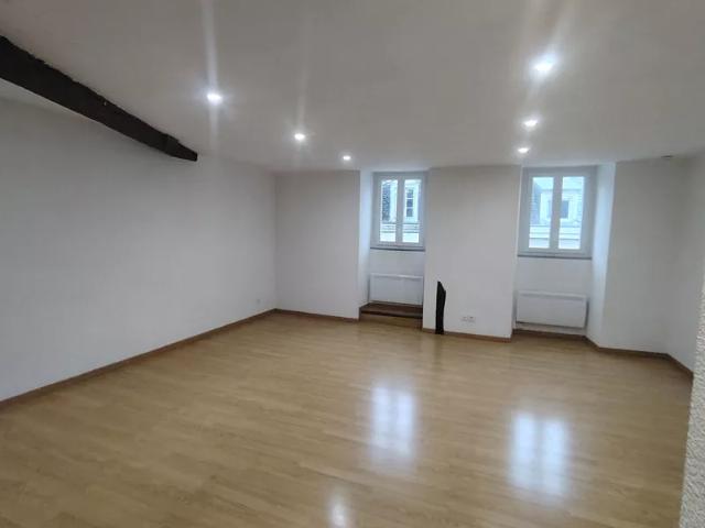 Location Appartement Rue Hyacinthe Montaudon, La Souterraine