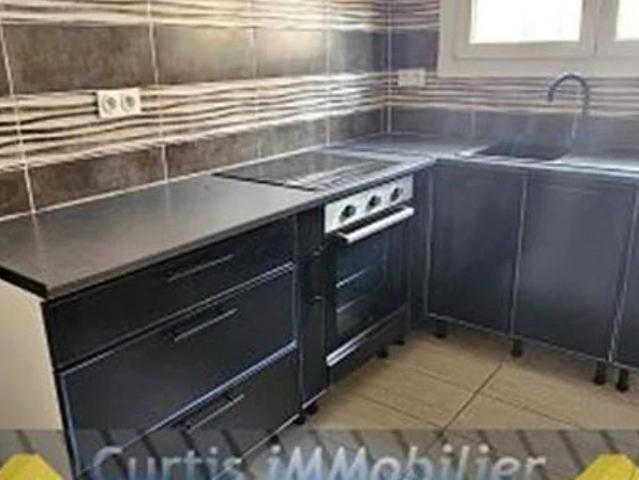 Location Appartement Rue Irène Joliot Curie, Fraisses