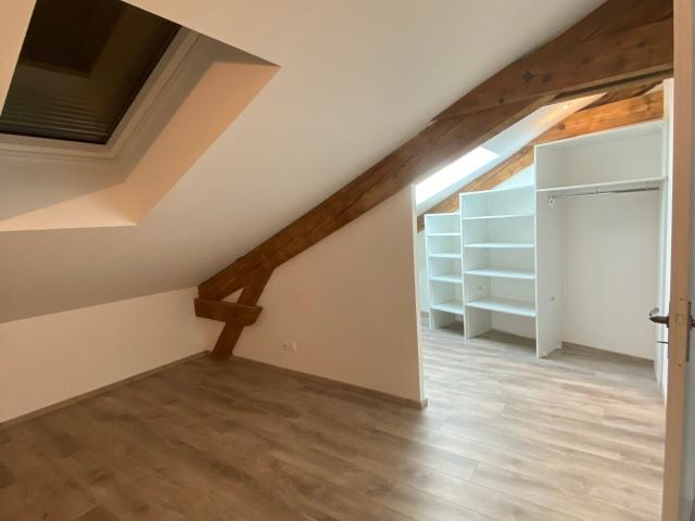Location Appartement Rue Joannes Mollon, Feurs