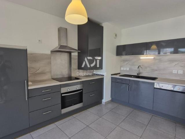 Location Appartement Rue Joseph Bouchayer, Grenoble
