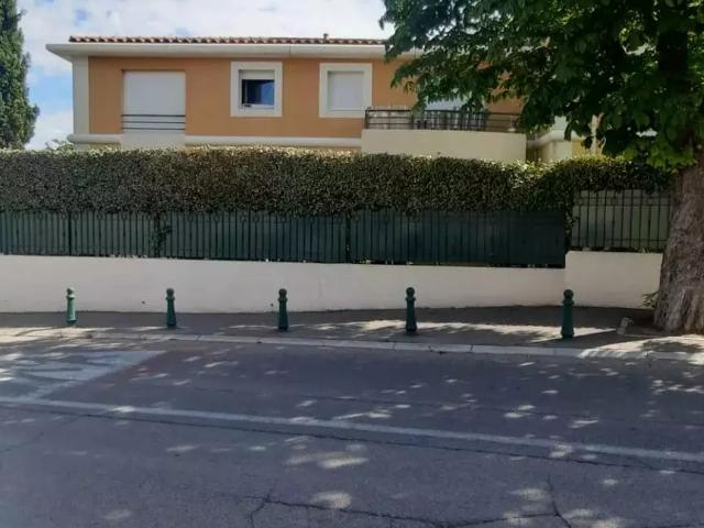 Location Appartement Rue Joseph Pasteur, Gréasque