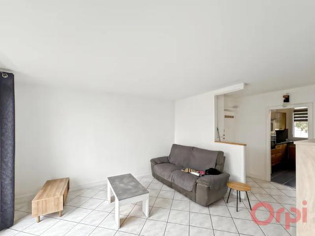 Location Appartement Rue Jacqueline Auriol, Athis Mons
