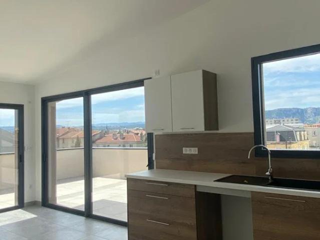 Location Appartement Rue Jacques Cujas, Valence
