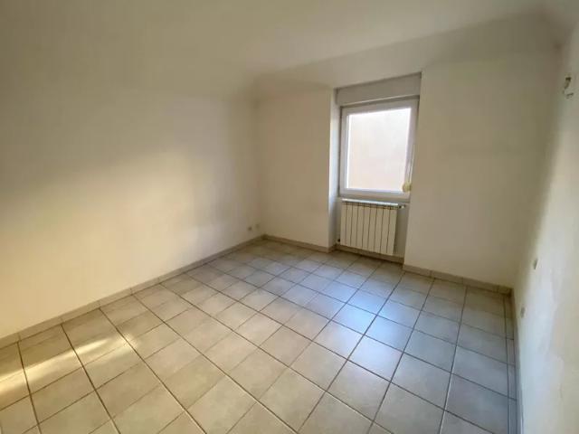 Location Appartement Impasse Hélène Boucher, Saint Ambroix