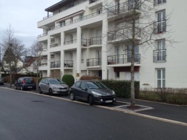 Location Appartement Rue Jacques Louis Blot, Saint Cyr sur Loire