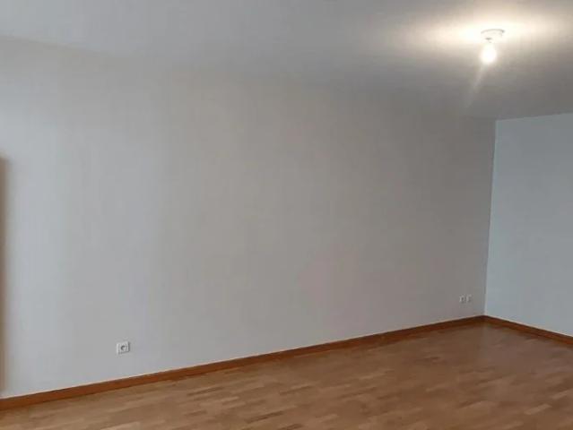 Location Appartement Rue Jacques Louis Hénon, Lyon