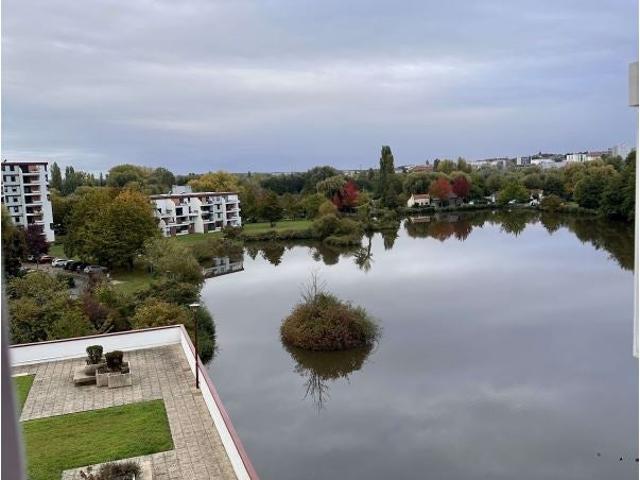Location Appartement Rue Jacques Prévert, Rivery