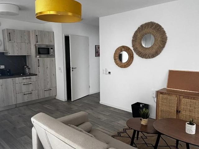 Location Appartement Rue Jean Walter, Lille