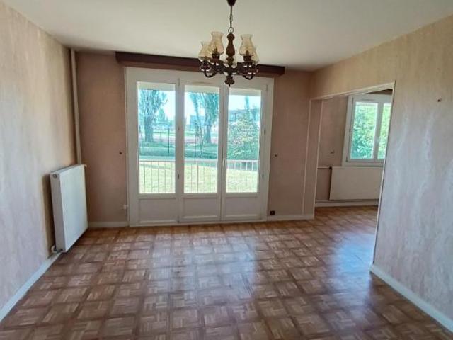 Location Appartement Rue Jean XXIII, Saint Max