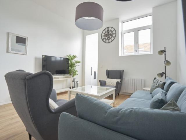 Location Appartement Rue Jean Bart, Lille