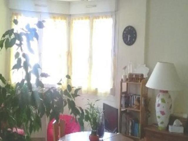 Location Appartement Rue Jean Broquin, Villeurbanne