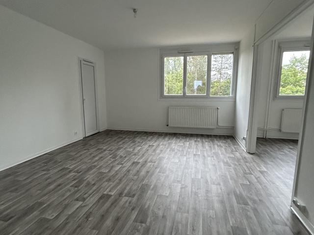Location Appartement Rue Jean françois De Champeaux, Autun